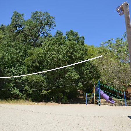 Morgan Hill Camping Resort Cabin 2 San Martin Bagian luar foto